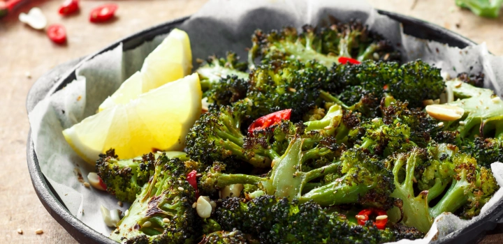 Smażony brokuł z czosnkiem