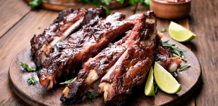 Żeberka z czerwoną fasolą – na ostro