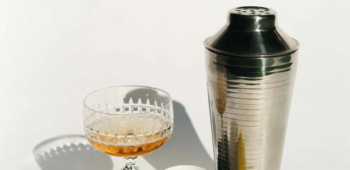 Mazagran - koktajl kawowy z koniakiem. Przepis na kawę z alkoholem